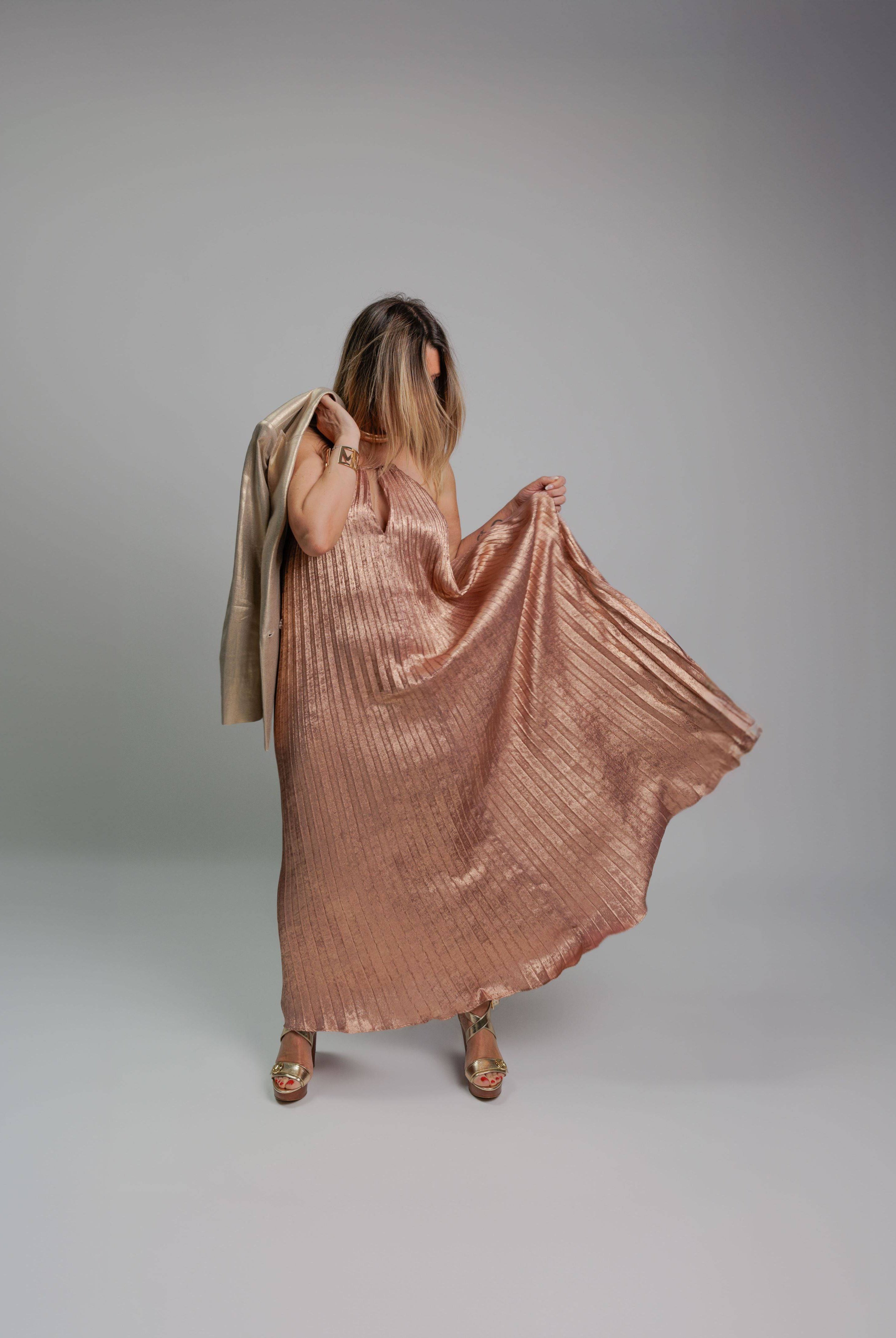 VESTIDO MAITE FRENTE ÚNICA PLISSADO - Carla Valente