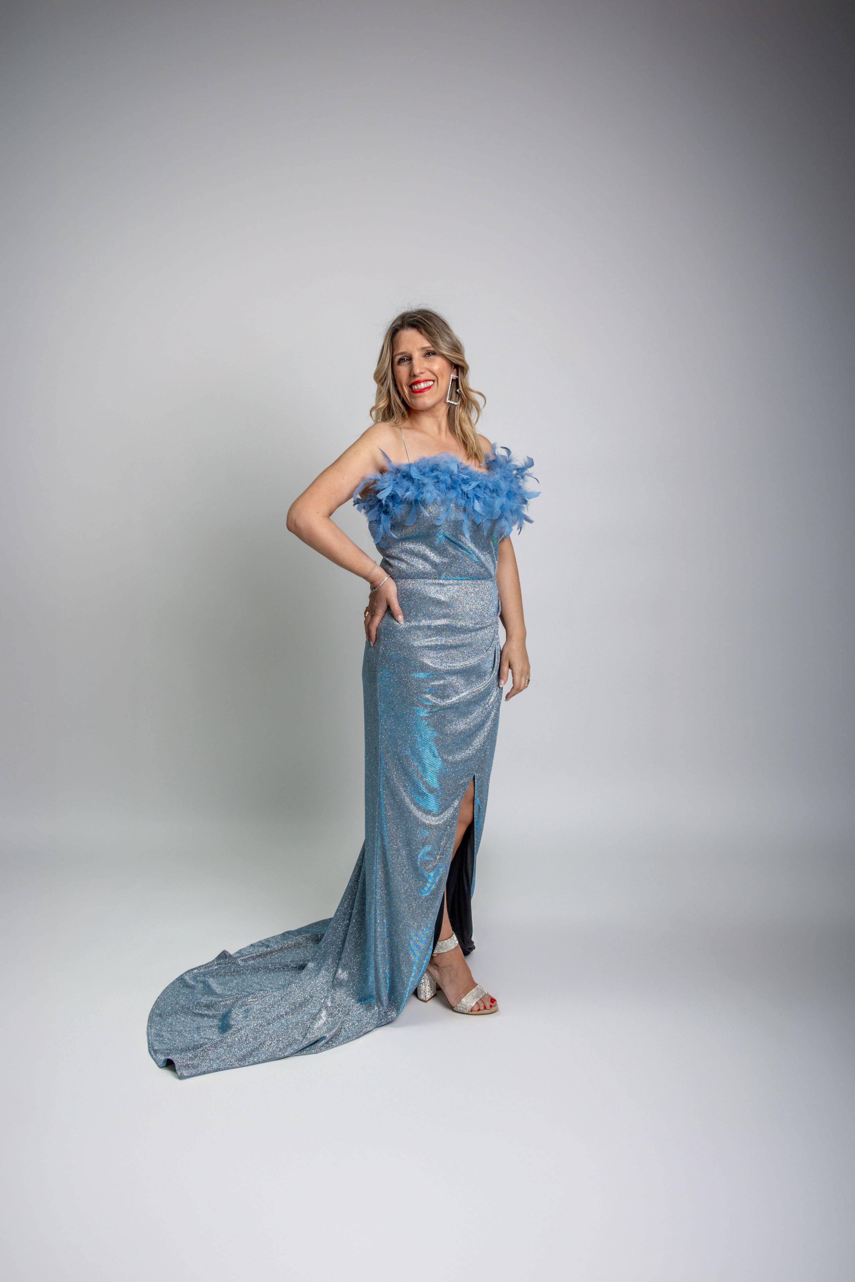 VESTIDO PARTENZA LONGO LUREX DEC PLUMAS - Carla Valente