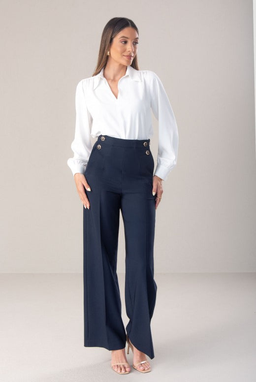CALÇA FERRACHE WIDE LEG COM DETALHE BOTÃO PERSONALIZADO - Carla Valente