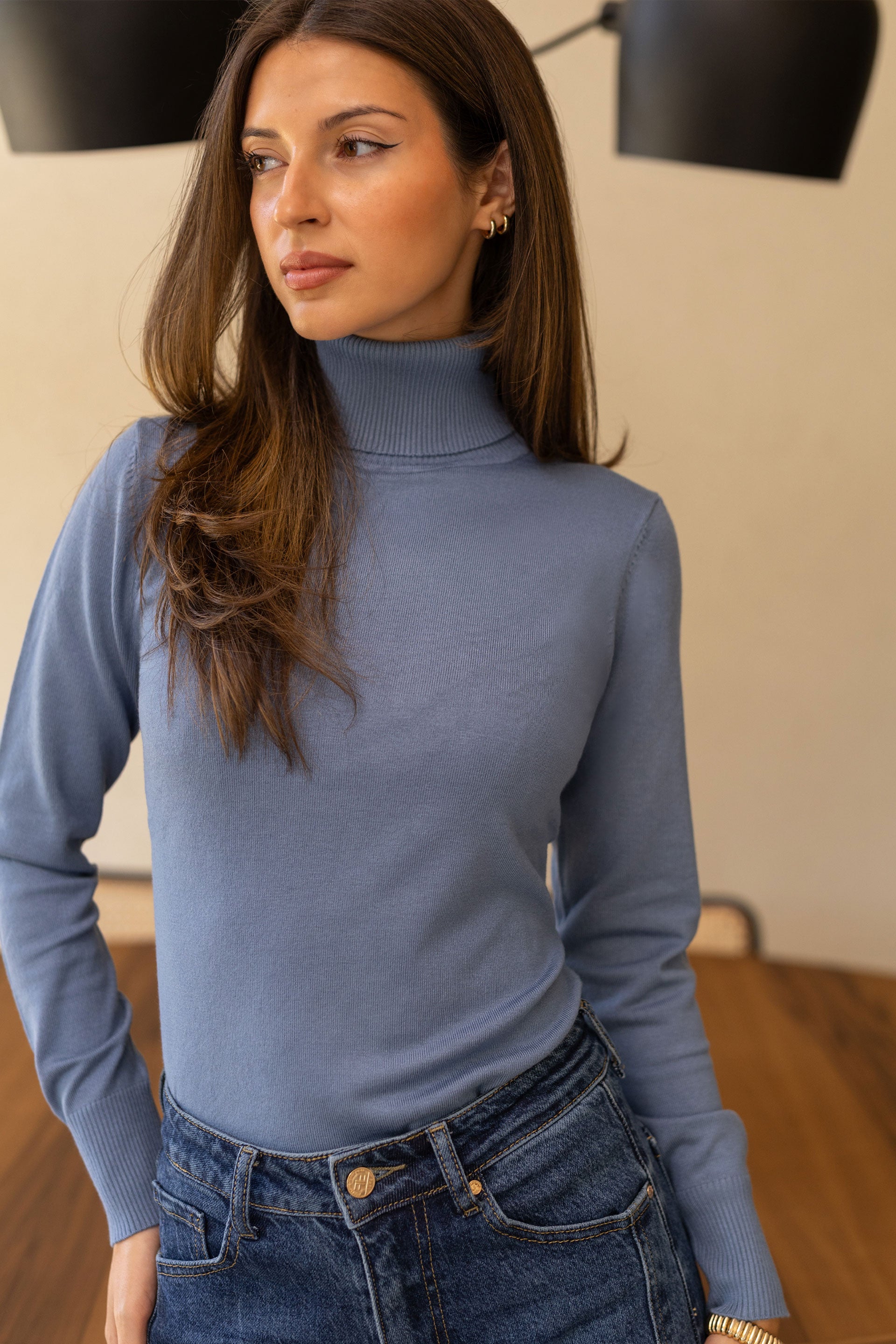 CAMISOLA FERRACHE BÁSICA DE GOLA ALTA - Carla Valente