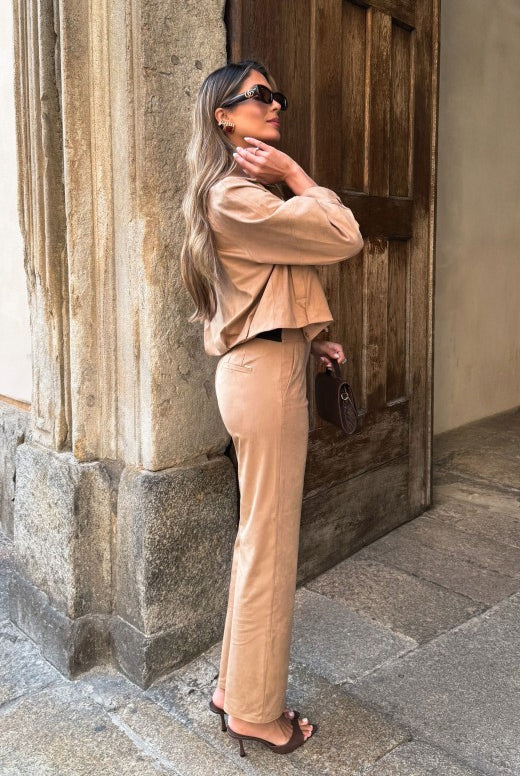 CALÇA FERRACHE EFEITO CAMURÇA - Carla Valente