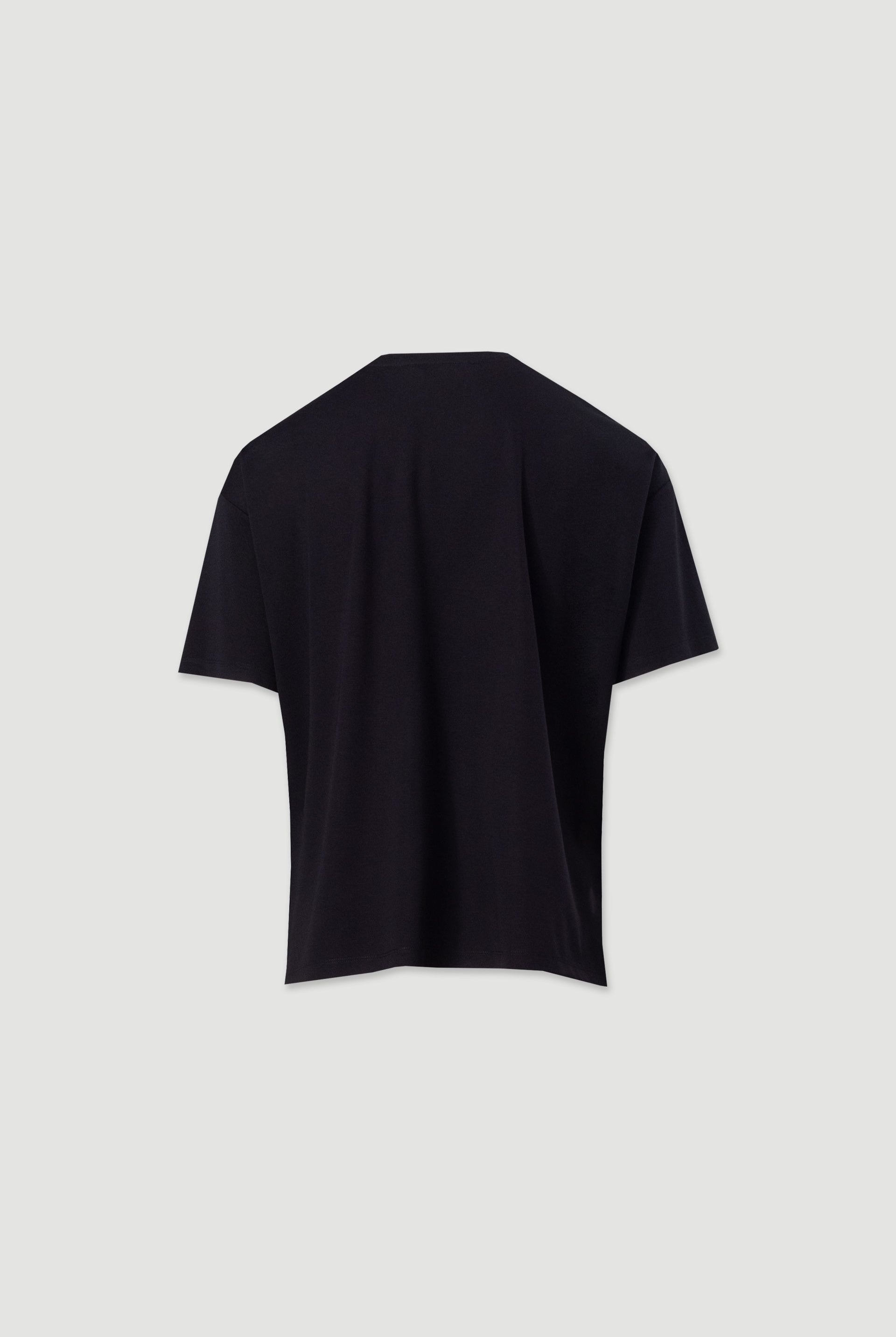T-SHIRT FERRACHE EM MALHA COM BOLSO E ESTAMPADO NO PEITO - Carla Valente