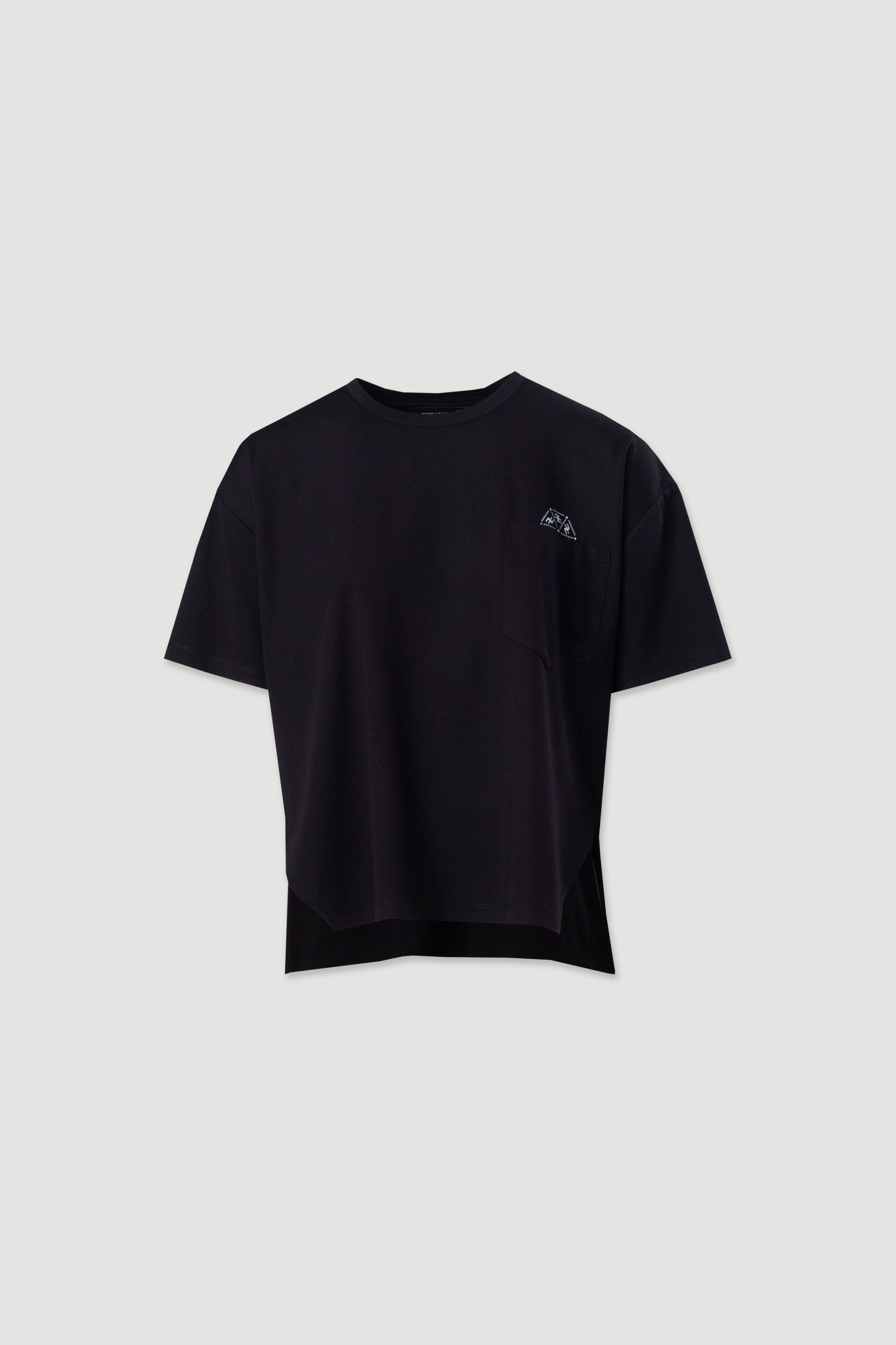 T-SHIRT FERRACHE EM MALHA COM BOLSO E ESTAMPADO NO PEITO - Carla Valente