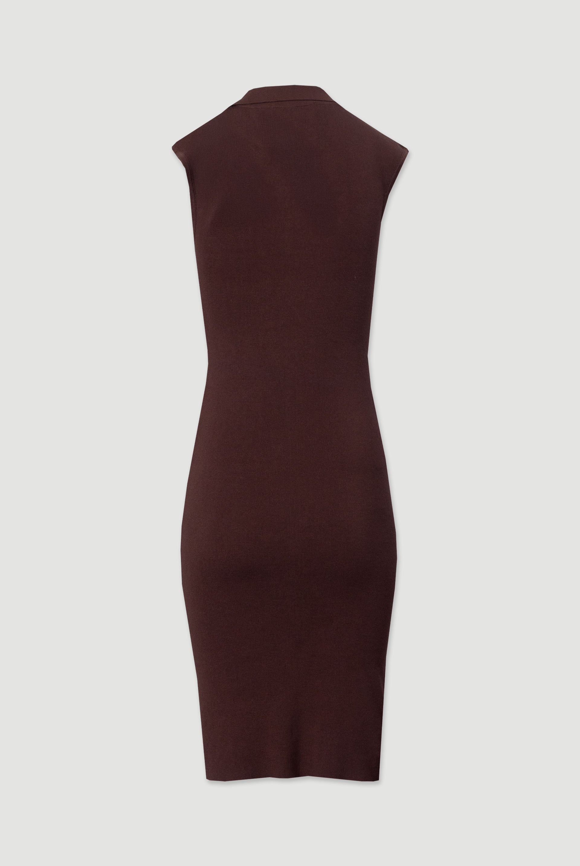 VESTIDO FERRACHE MIDI EM MALHA FRANZIDO E BOTÕES MTÁLICOS - Carla Valente