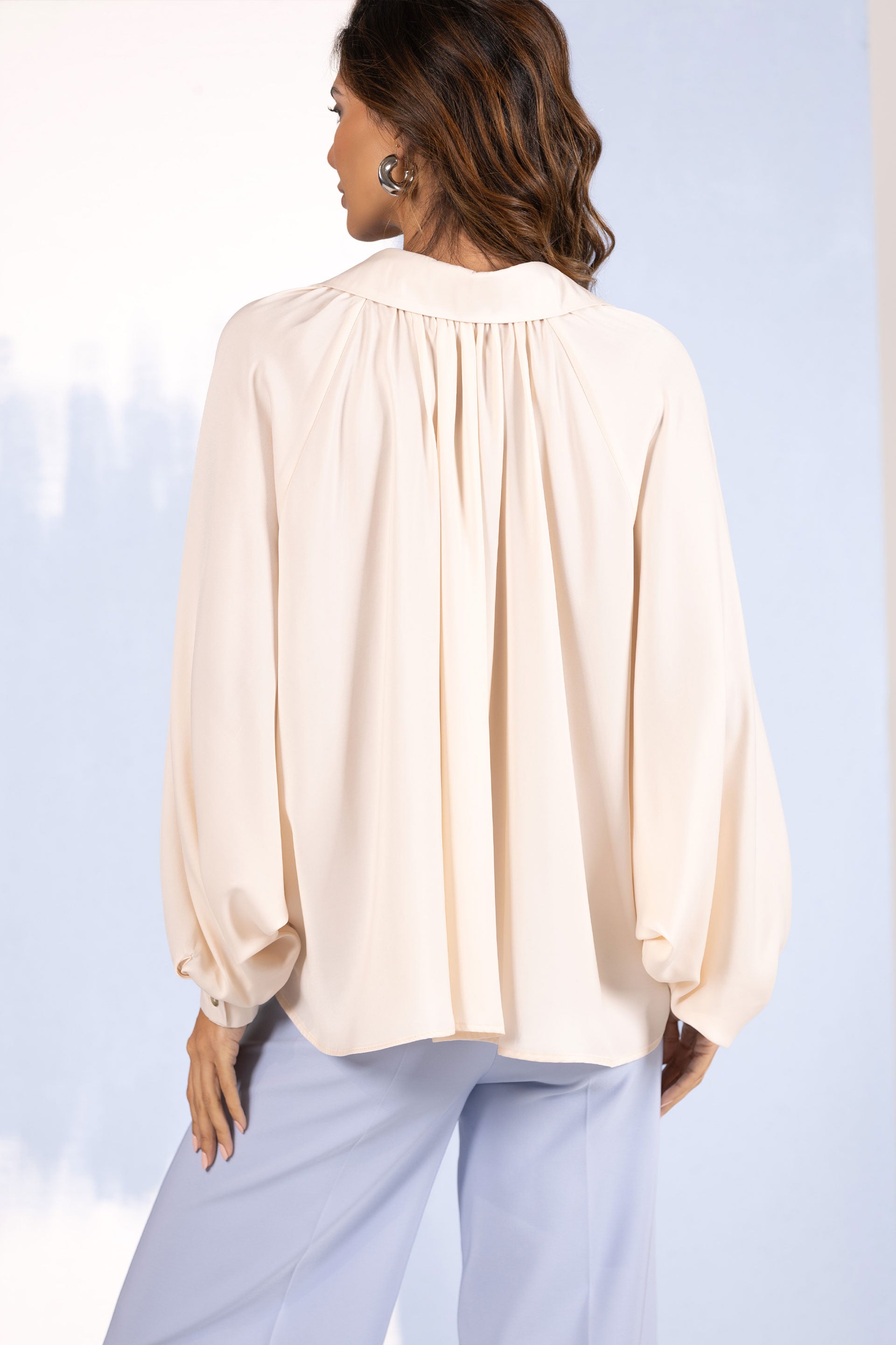 BLUSA FERRACHE FLUIDA COM MANGA MORCEGO - Carla Valente
