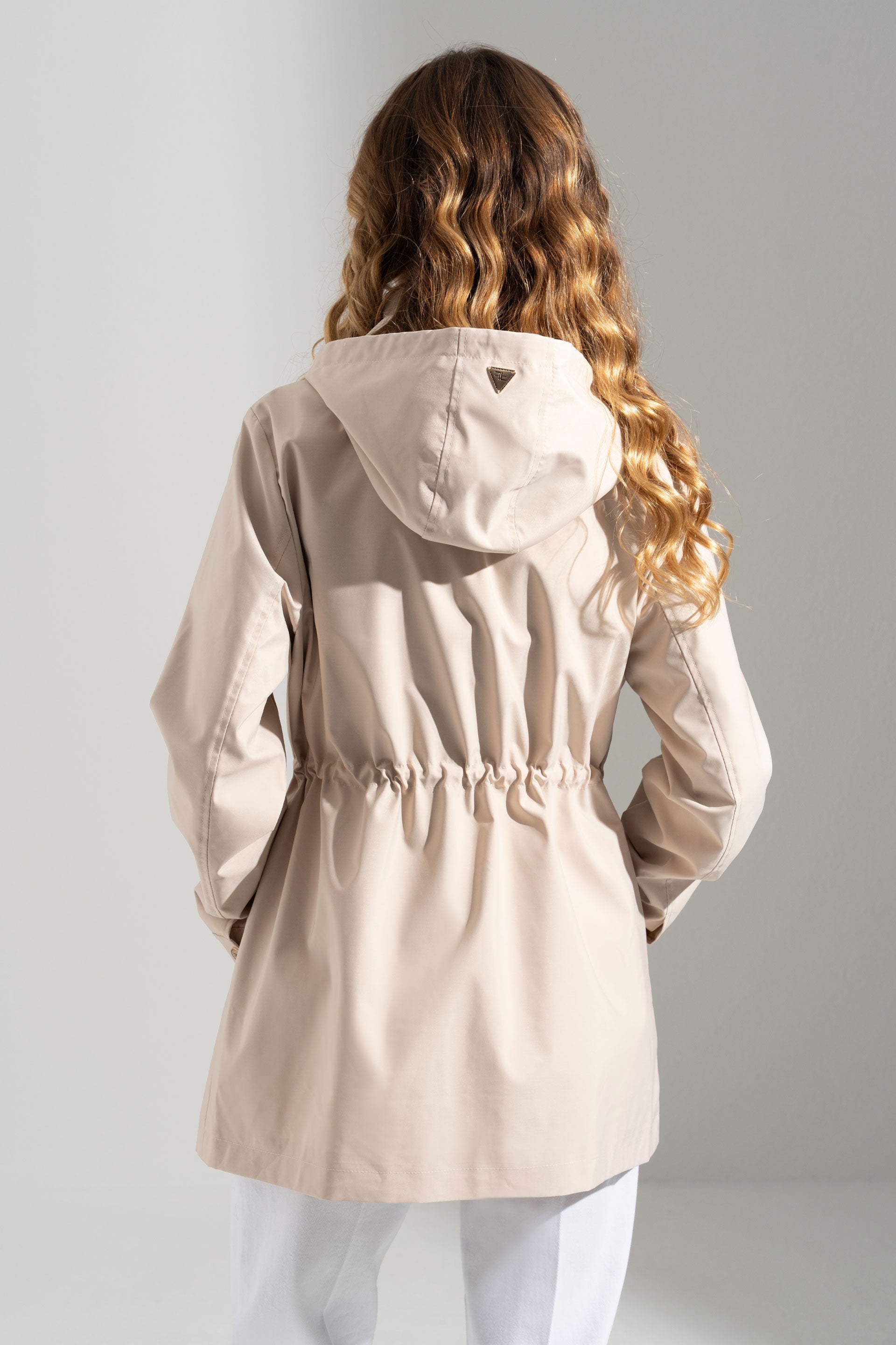 PARKA FERRACHE AJUSTÁVEL COM CAPUZ - Carla Valente