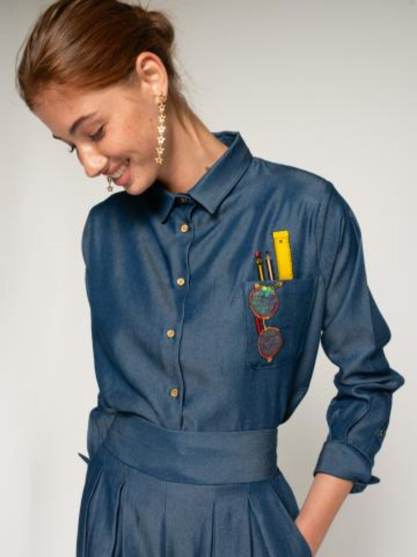 CAMISA VILAGALLO ANA COM EMBLEMA EM TENCEL - Carla Valente