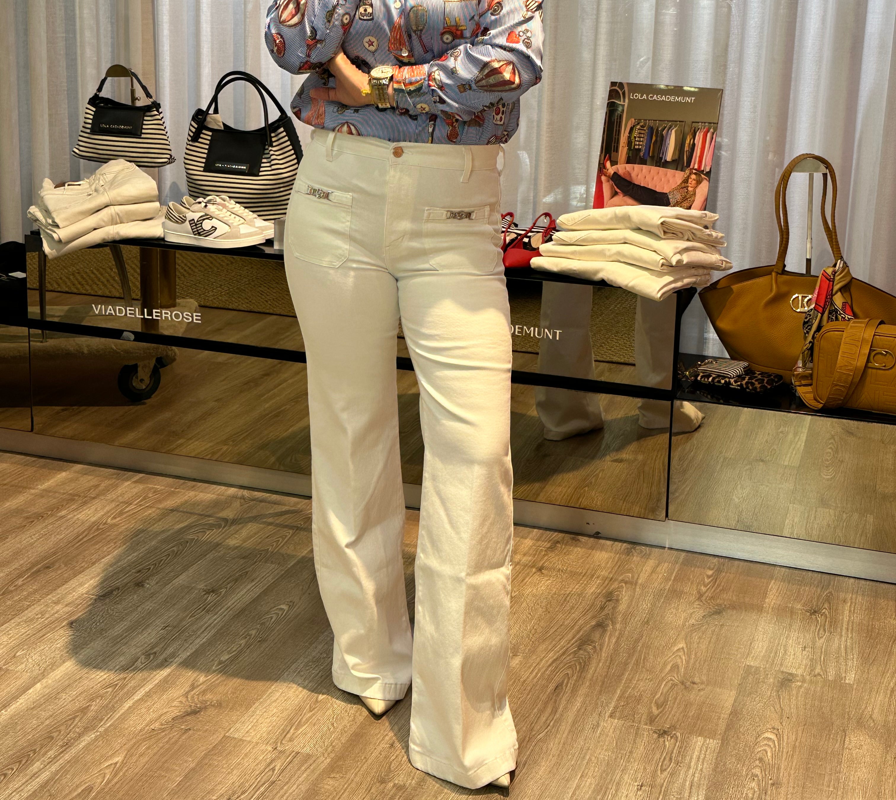 PANTALONA LIBERJEANS WIDE LEG COM APLICAÇÃO METÁLICA - Carla Valente