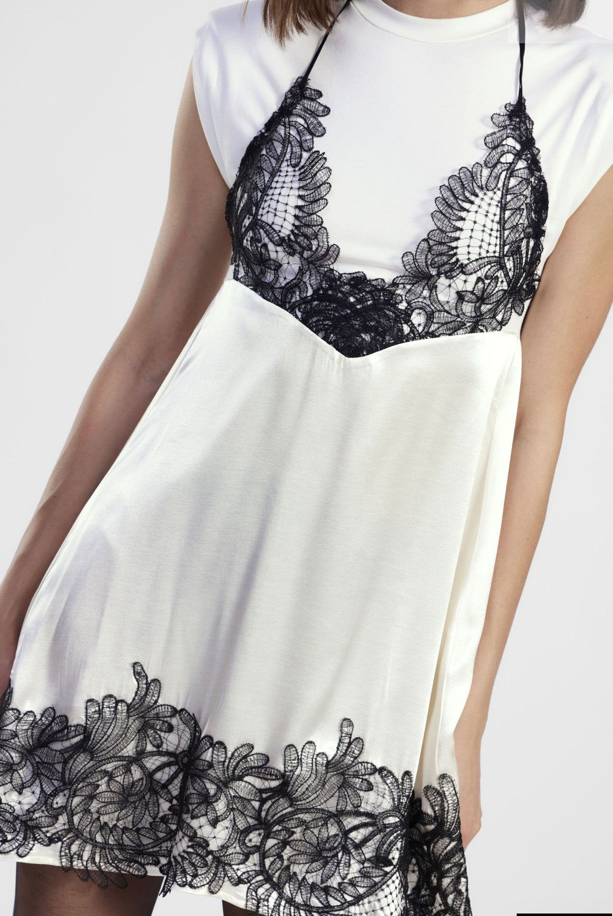 VESTIDO DIXIE T-SHIRT ALÇAS RENDA - Carla Valente