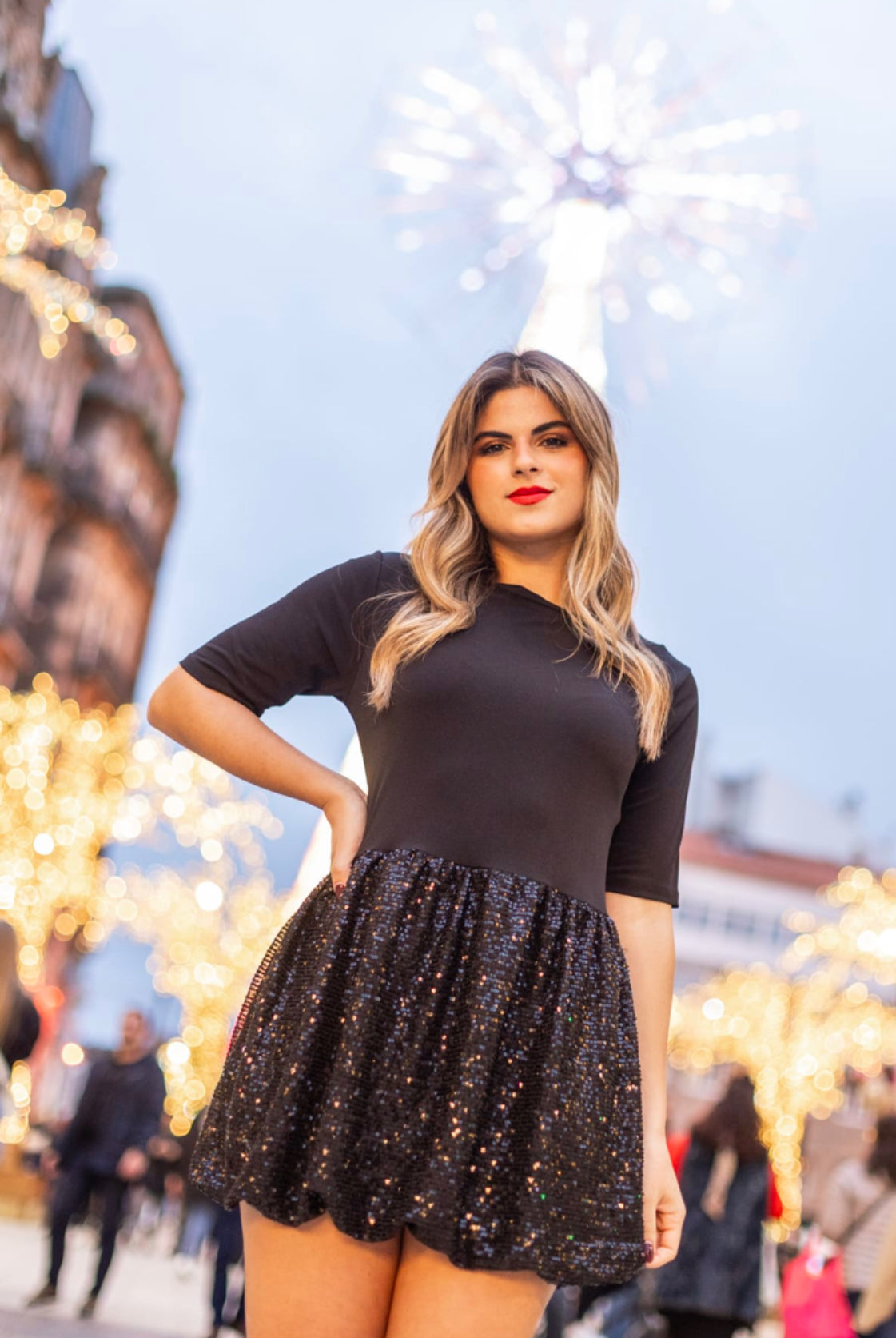 VESTIDO COMBINADO MALHA COM LANTEJOULAS - Carla Valente
