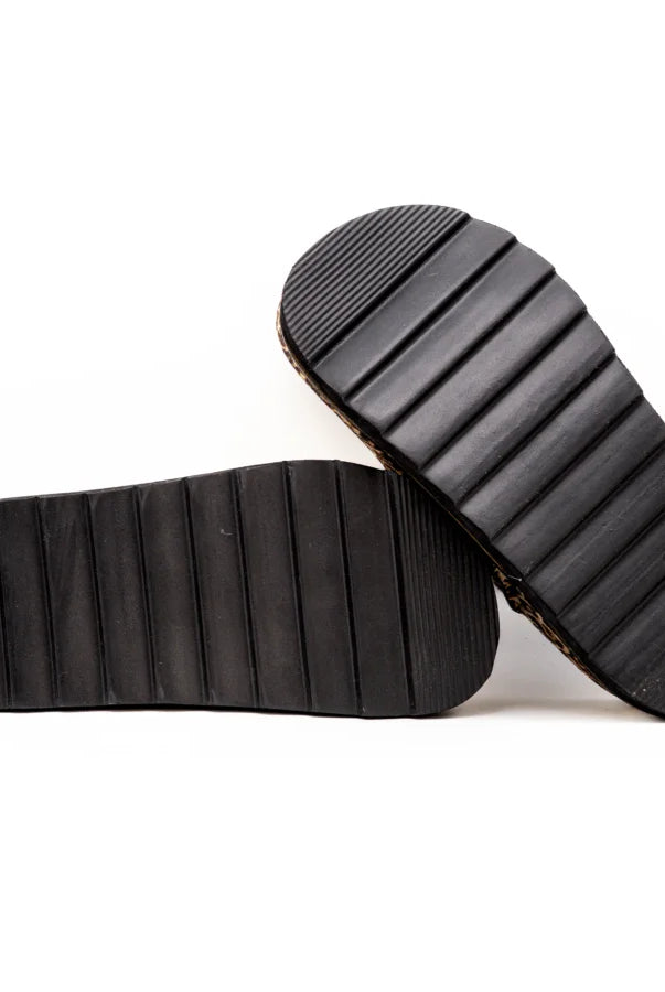 CHINELO COLORS OF CALIFORNIA PELO - Carla Valente