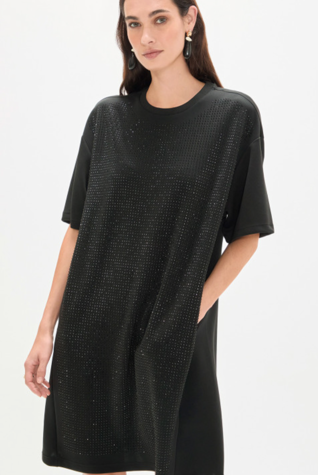 VESTIDO LOLA CASADMNT TIPO CAMISETA COM STRASS - Carla Valente