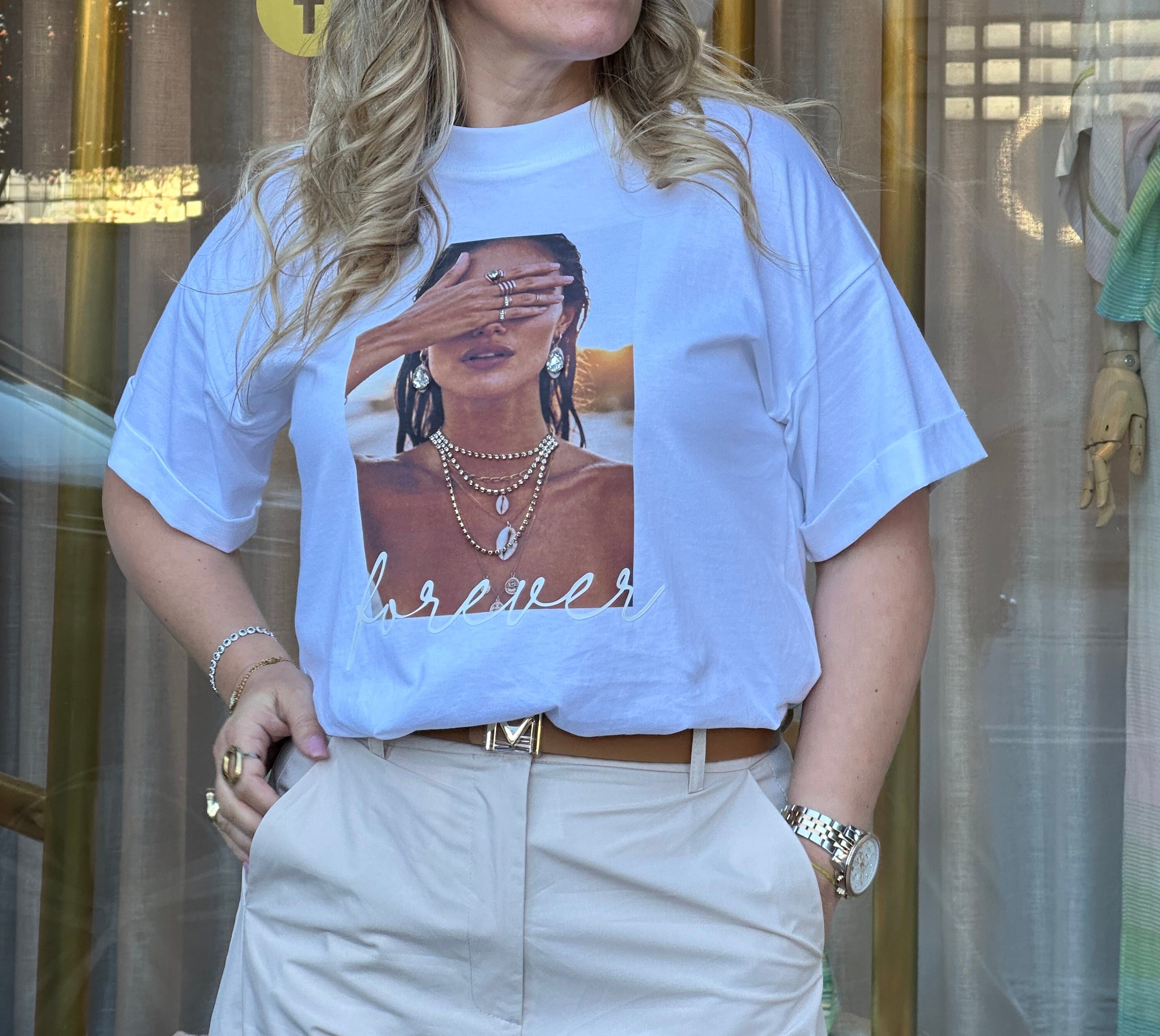 T-SHIRT IMPERIAL FOREVER C/ APLICAÇÕES - Carla Valente