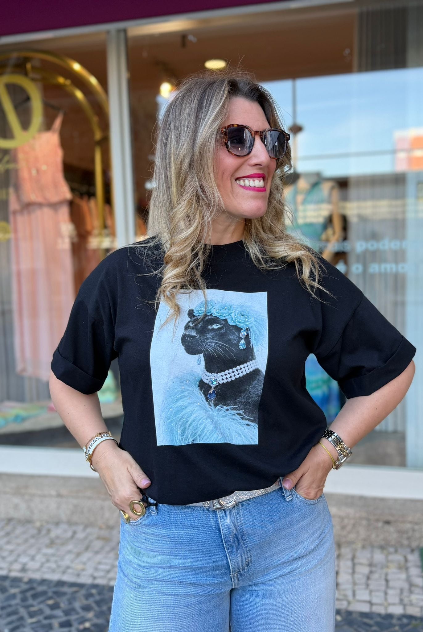 T-SHIRT IMPERIAL PANTERA C/APLICAÇÕES - Carla Valente