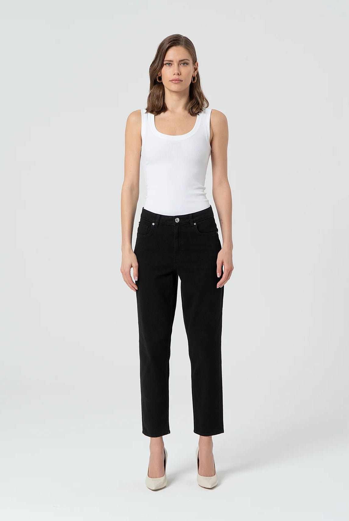 CALÇA FRACOMINA CARROT MOM FIT BULL - Carla Valente