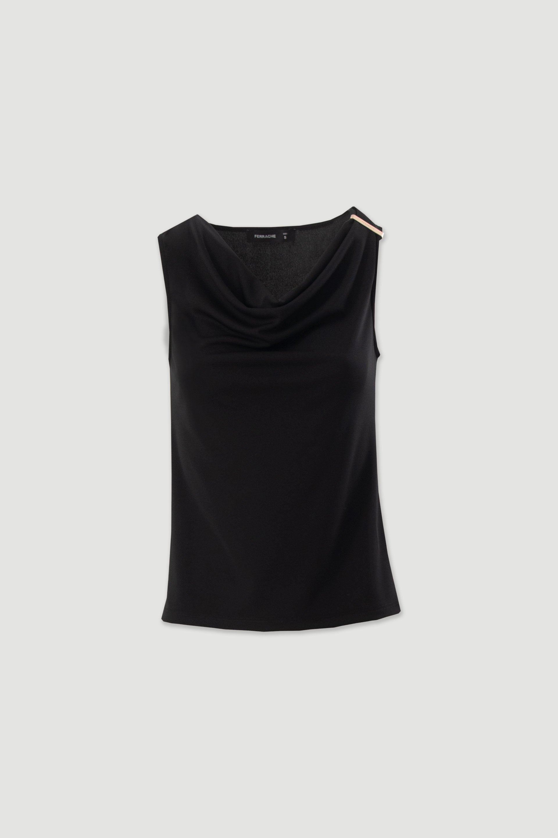 OI26SN11816 | Preto | highres 1920x2880