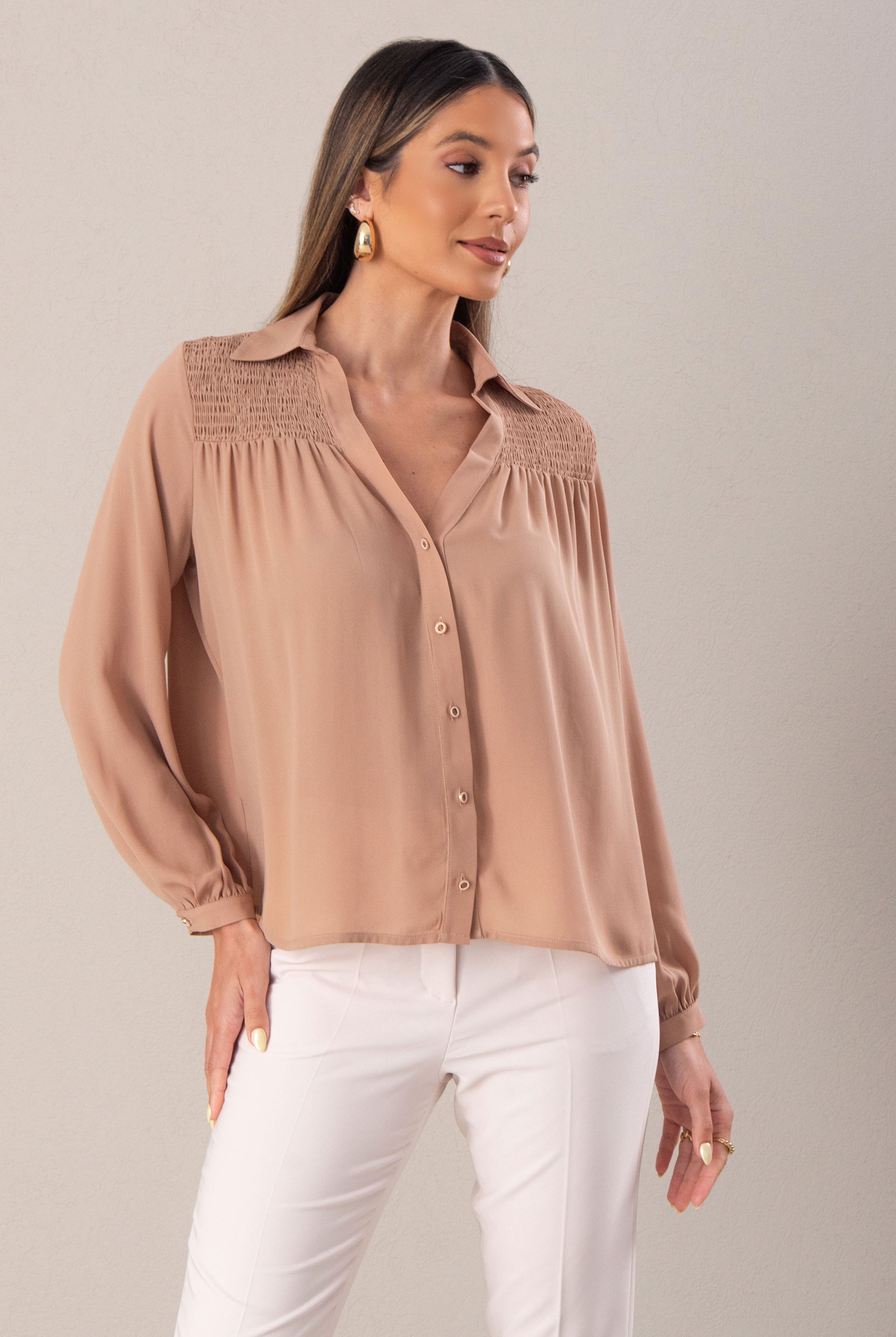 BLUSA FERRACHE EM BICO COM FRANZIDO - Carla Valente