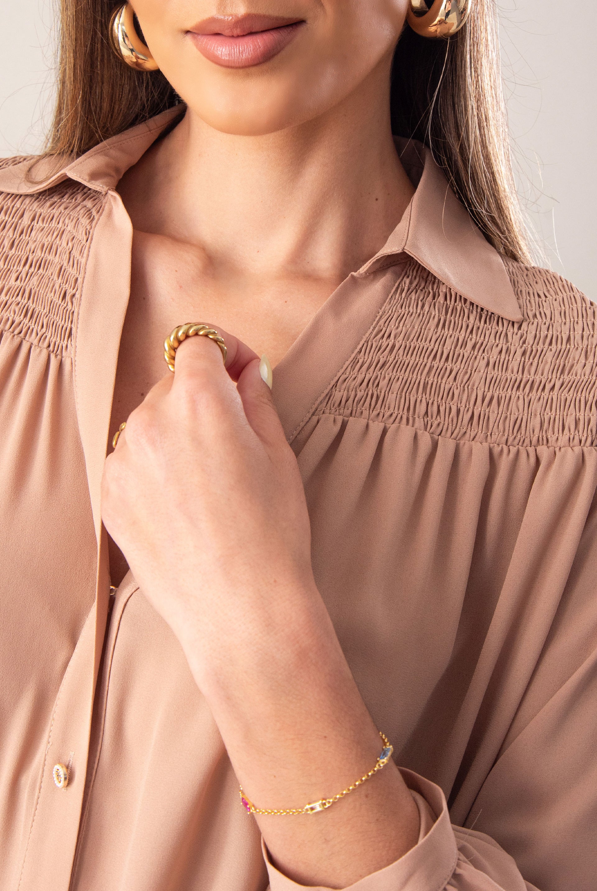 BLUSA FERRACHE EM BICO COM FRANZIDO - Carla Valente