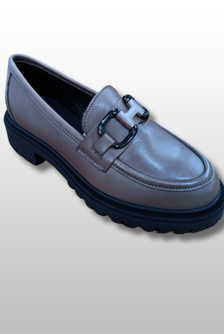 MOCASSIM COM PORMENOR SOLA GROSSA - Carla Valente