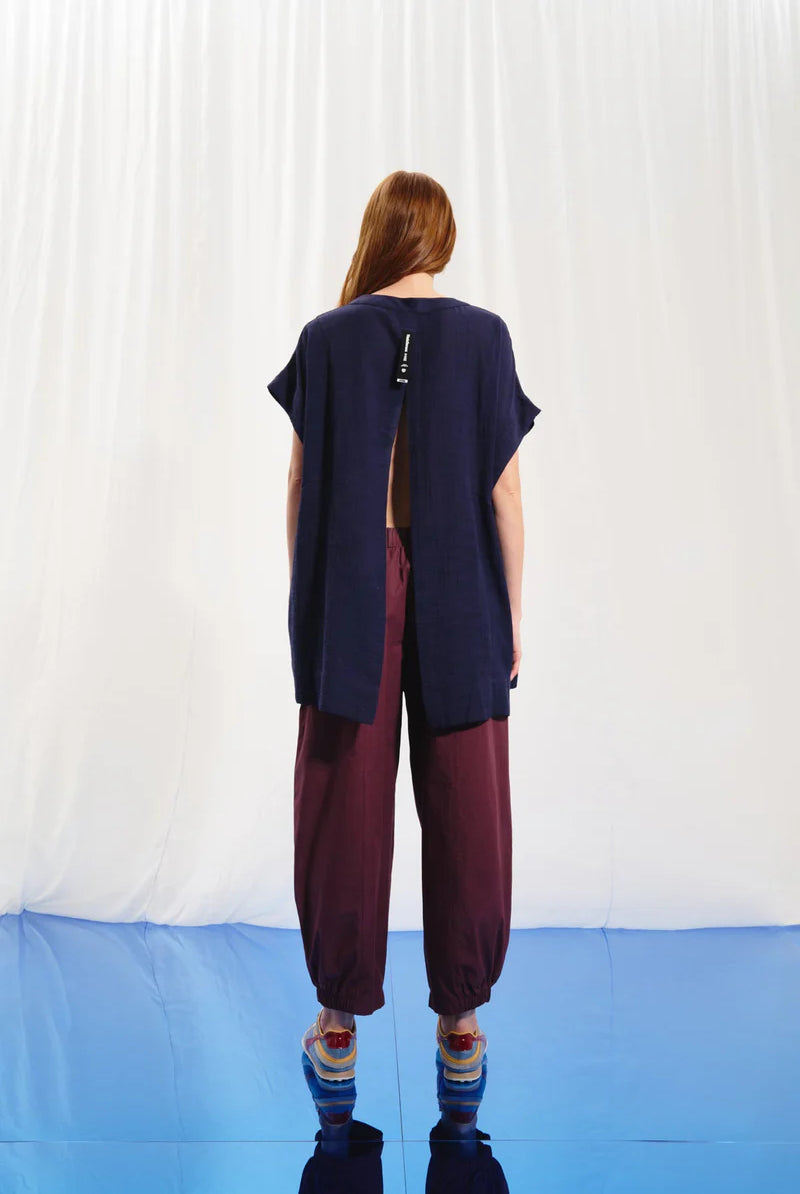 BLUSA VDR DE LINHO COM RECORTES - Carla Valente