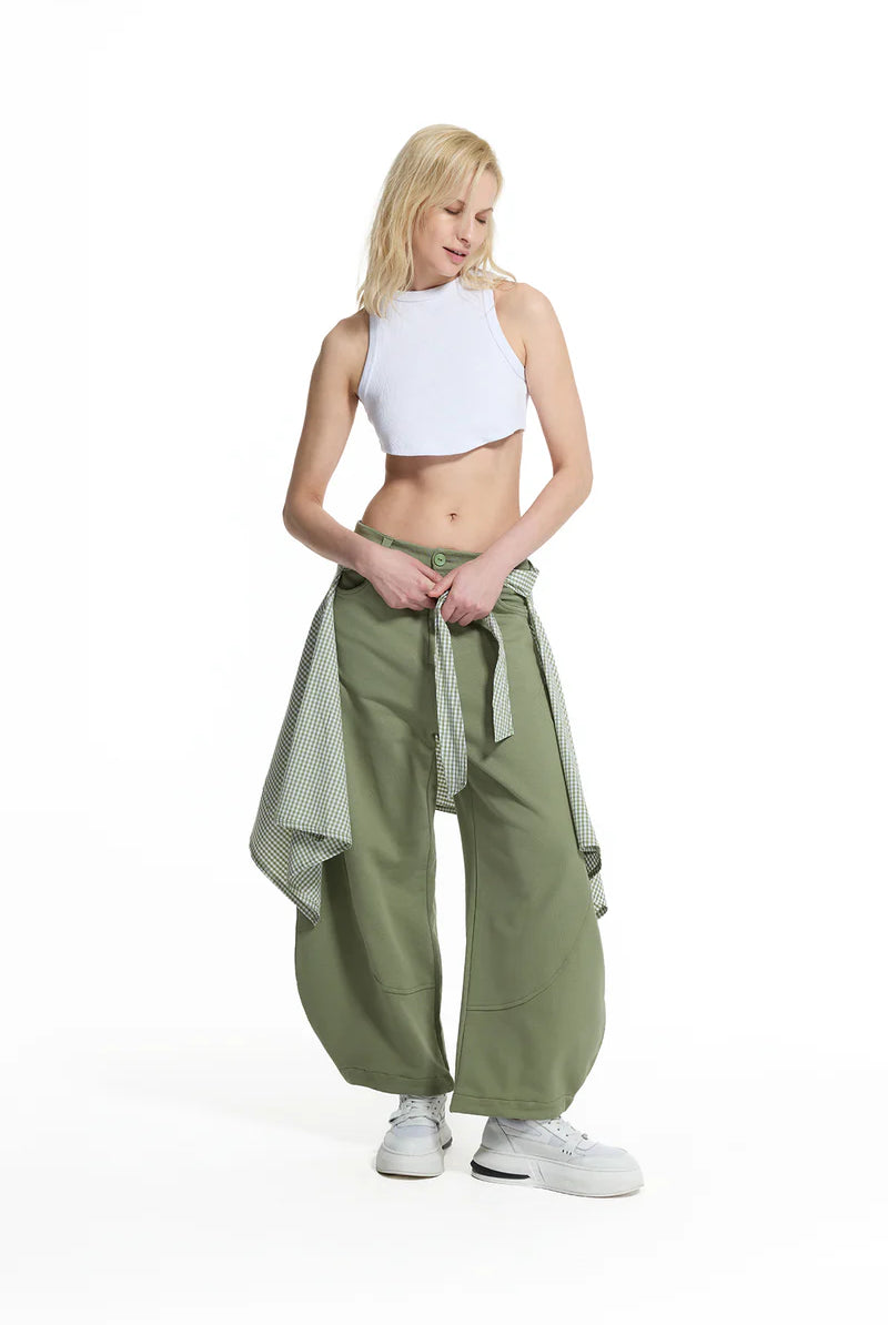 PANTALONA VDR COM EFEITO AVENTAL AO XADREZ - Carla Valente