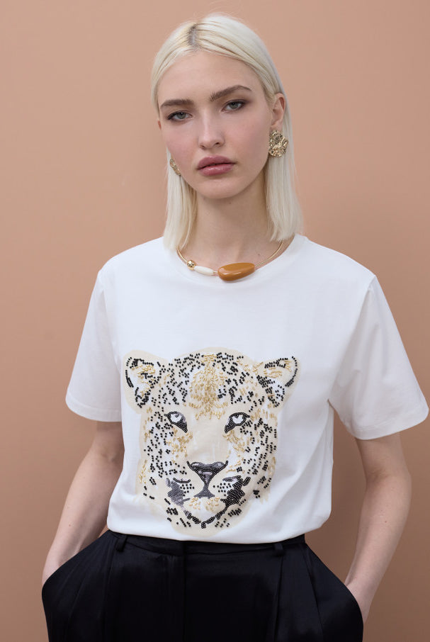 T-SHIRT MAITE FACE LEOPARDO COM MISSANGS - Carla Valente