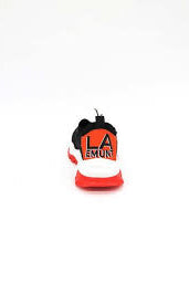SNEAKER CASA DMNT PRETO/LARANJA - Carla Valente