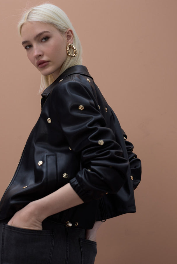 JACKET MAITE COM TACHAS REDONDAS EFEITO PELE - Carla Valente