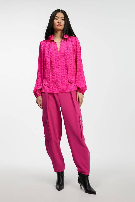 CAMISA LOLA CASADMNT C/LENÇO JACQUARD LOGO - Carla Valente