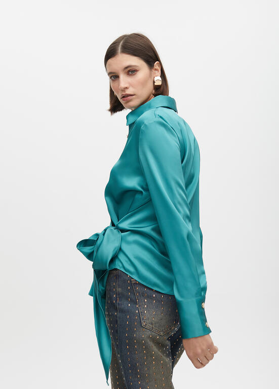 CAMISA LOLA CASADMNT COM DETALHE DE NÓ BAIXO - Carla Valente