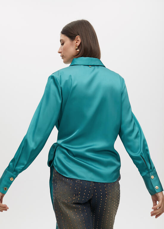 CAMISA LOLA CASADMNT COM DETALHE DE NÓ BAIXO - Carla Valente