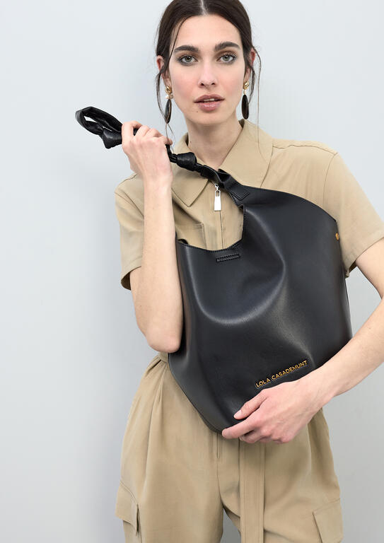 SHOPPER LOLA CASADMNT ASA NÓS - Carla Valente