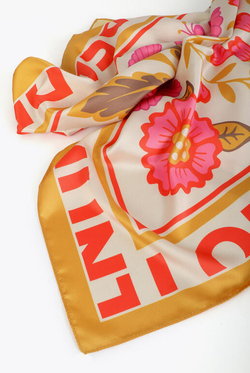LENÇO LOLA CASADMNT ACETINADO FLORAL E TIGRES - Carla Valente