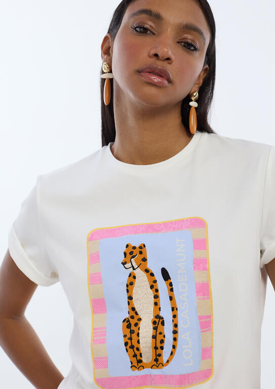 T-SHIRT LOLA CASADMNT COM BORDADO DE ANIMAL EM LANTEJOULAS - Carla Valente