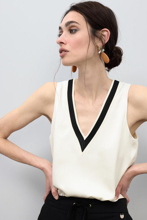 TOP LOLA CASADMNT DEC EM V TRICOT - Carla Valente