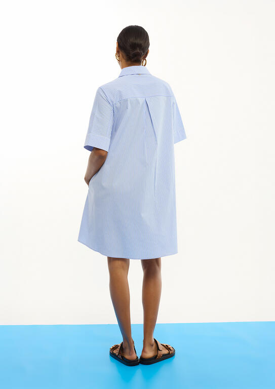 VESTIDO LOLA CASADMNT CURTO POPELIN RISCAS FLORES - Carla Valente