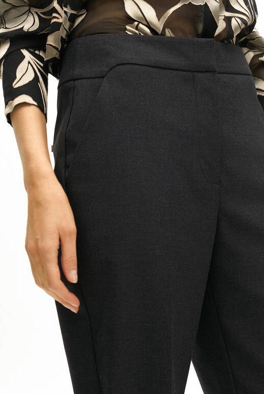 CALÇA MAITE CHINO COM DETALHE NA CINTURA - Carla Valente