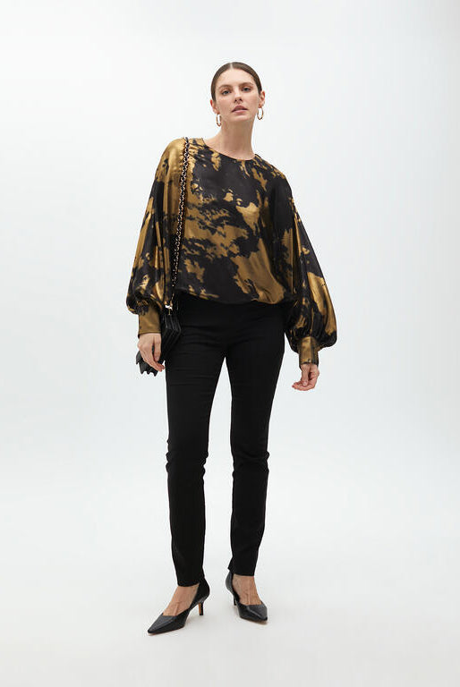 BLUSA MAITE ESTAMPADA COM MANGA ASSIMÉTRICA - Carla Valente