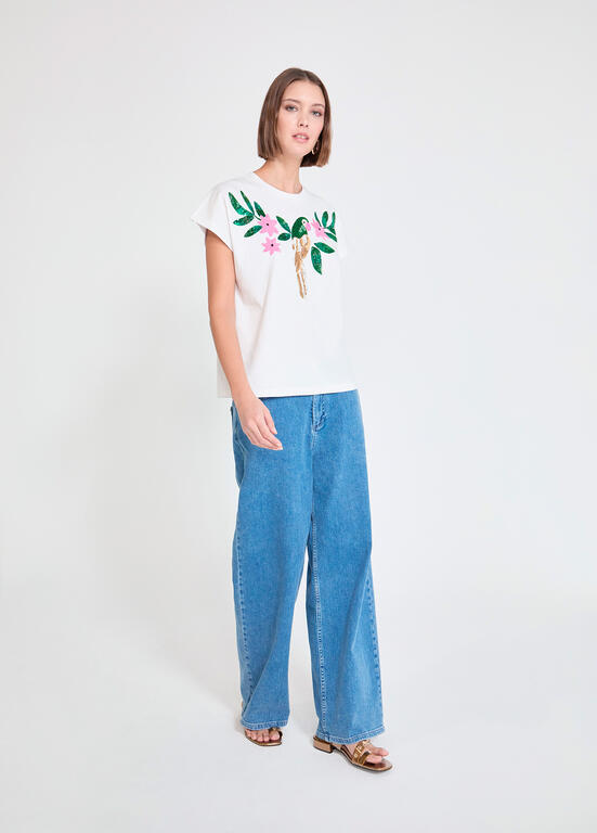 T-SHIRT MAITE PAPAGAIO COM JÓIAS - Carla Valente