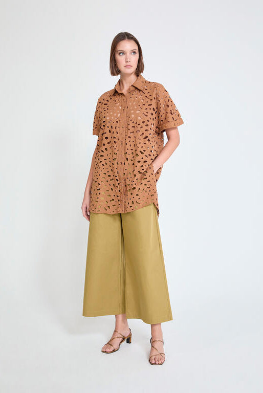 CAMISA MAITE RETA PERFURADOS BORDADOS - Carla Valente