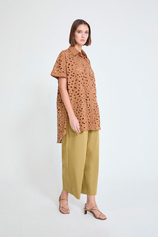 CAMISA MAITE RETA PERFURADOS BORDADOS - Carla Valente
