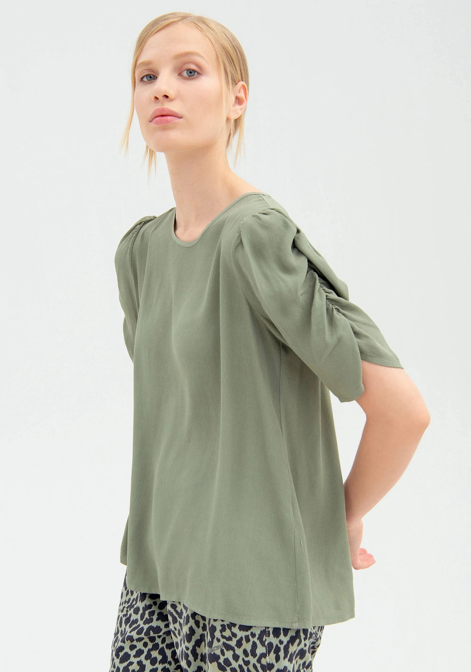 FLARED MADE IN VISCOSE - Carla Valente
