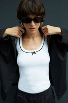 TOP PLEASE REGATA C/DETALHE LAÇO - Carla Valente