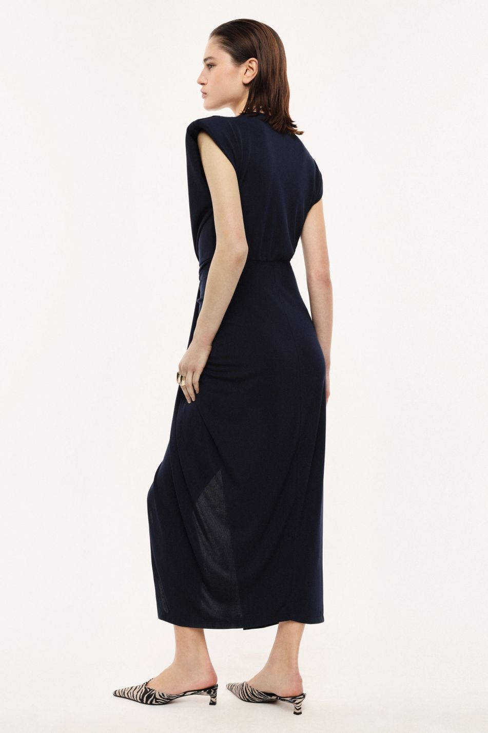 VESTIDO IMPERIAL DECOTE PROFUNDO - Carla Valente