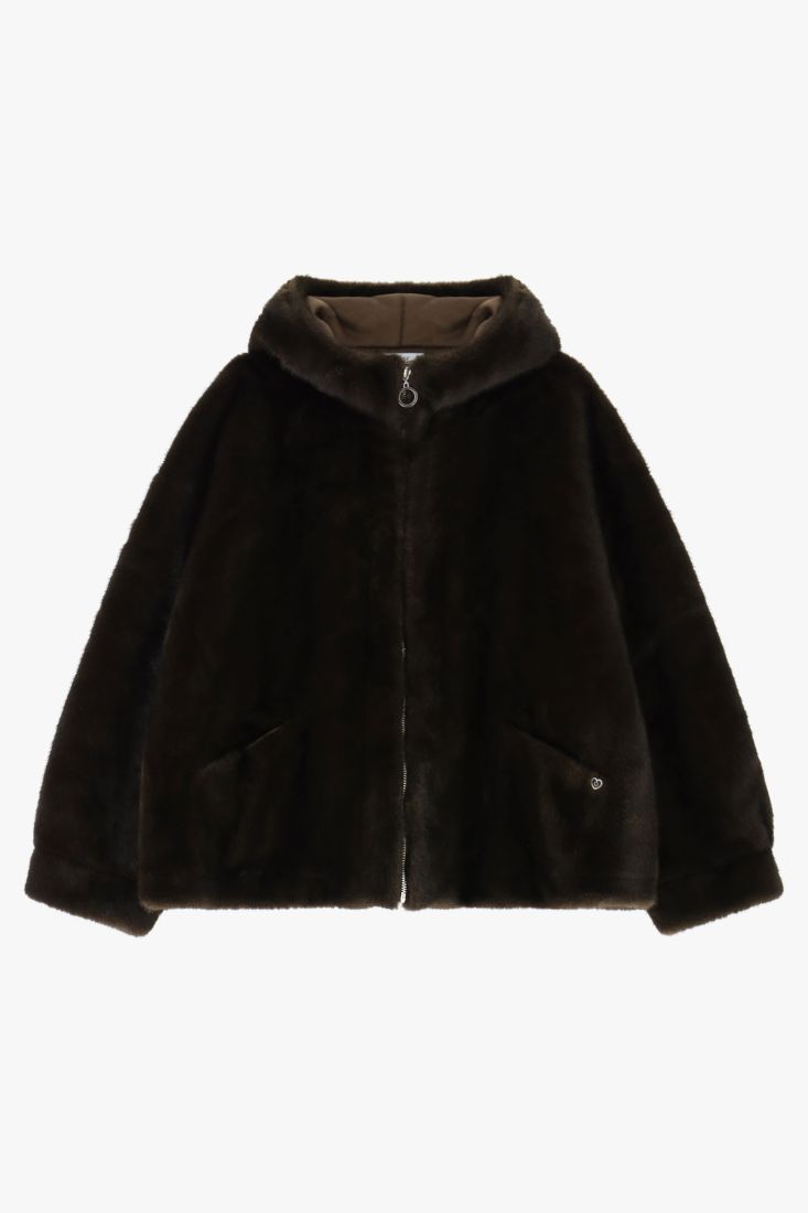CASACO PLEASE FAKE FUR C/CARAPUÇO - Carla Valente