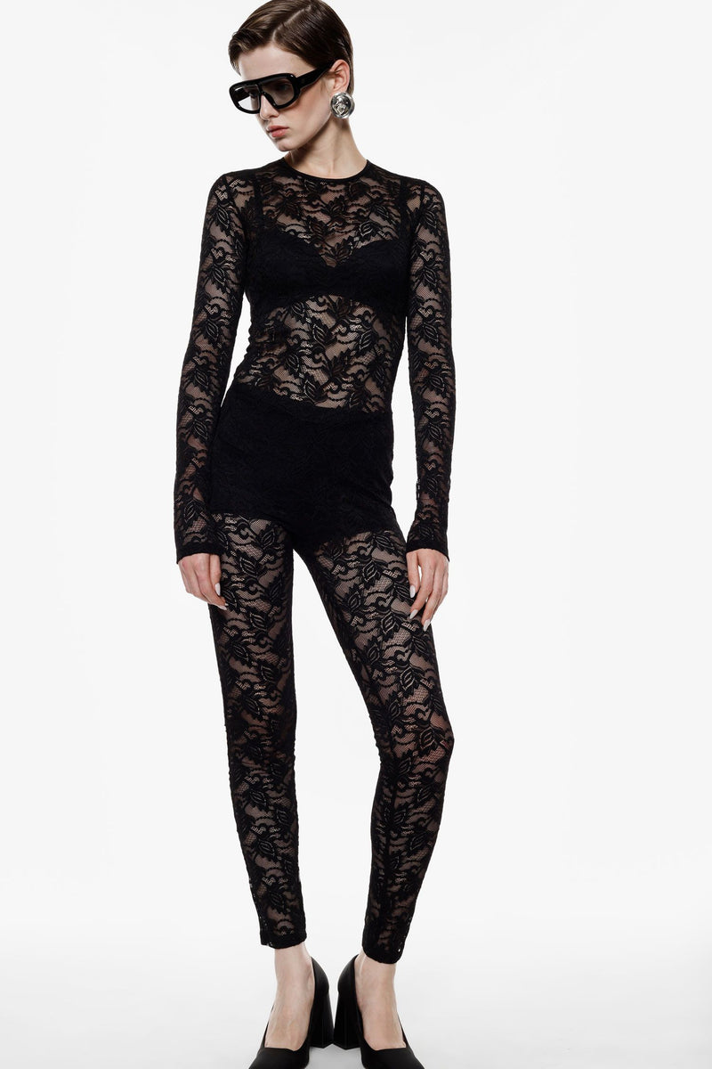 MACACÃO IMPERIAL RENDA TRANSPARENTE MANGA COMPRIDA