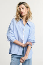 CAMISA PLEASE RISCAS C/APLIQUES FLORAIS - Carla Valente