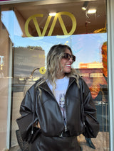 CASACO IMPERIAL CURTO COM CARAPUÇO ECOPELE - Carla Valente