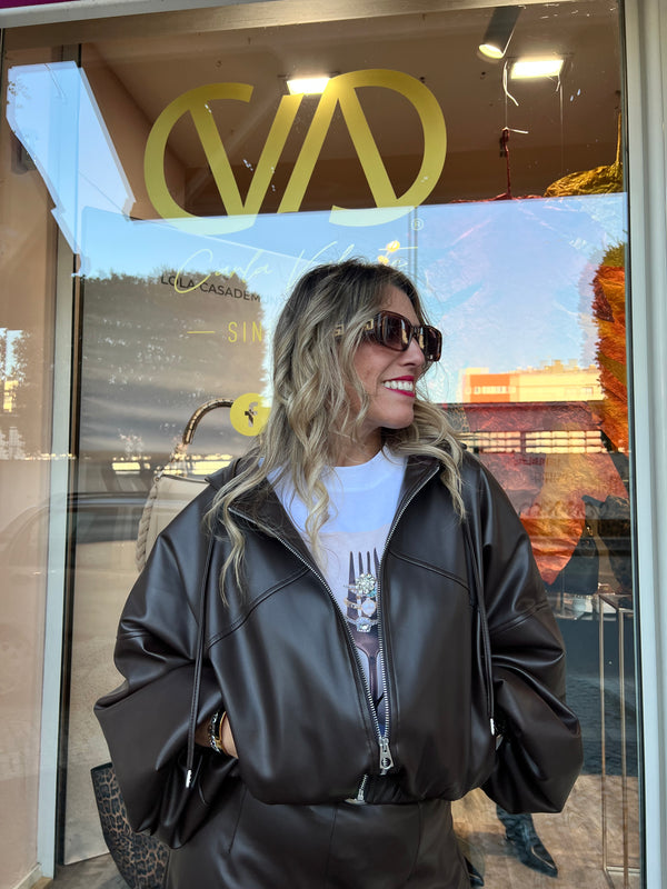 CASACO IMPERIAL CURTO COM CARAPUÇO ECOPELE - Carla Valente