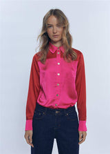 CAMISA LOLA CASADMNT BICOLOR LOGO STRASS - Carla Valente